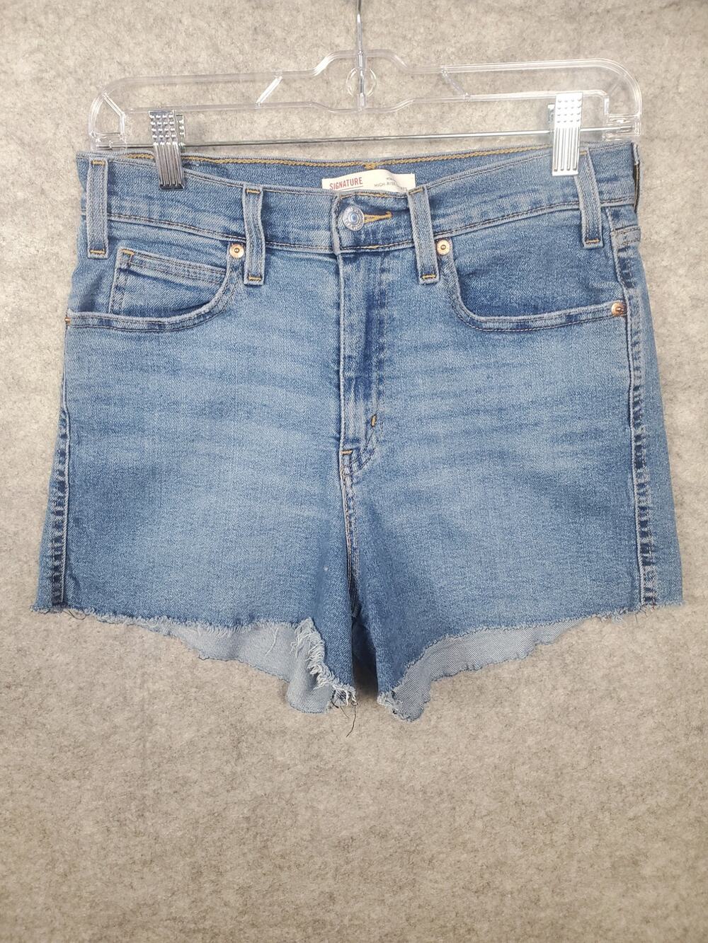 Women's Levi Signature Size 10-W30 Cut Off Denim Heritage High-Rise Shorts
